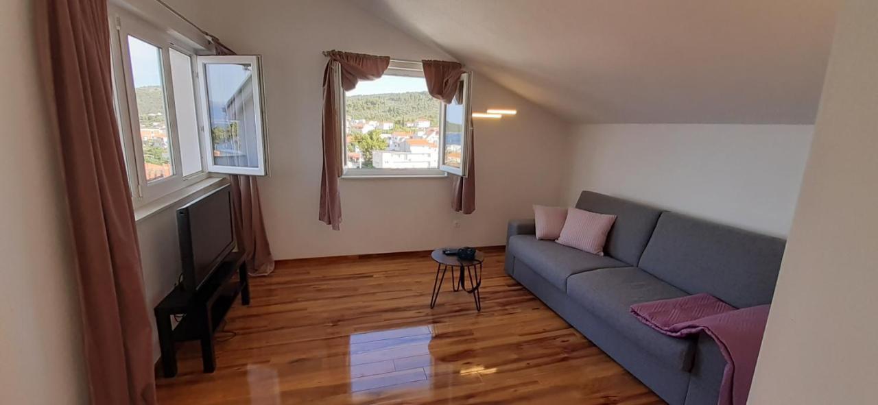 Apartmani Rita 斯拉汀 外观 照片