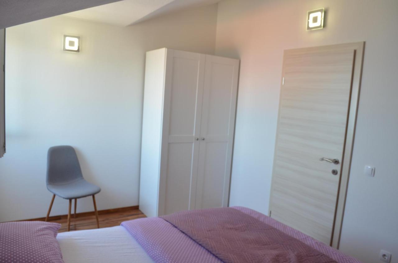 Apartmani Rita 斯拉汀 外观 照片