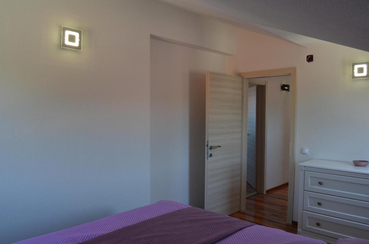 Apartmani Rita 斯拉汀 外观 照片
