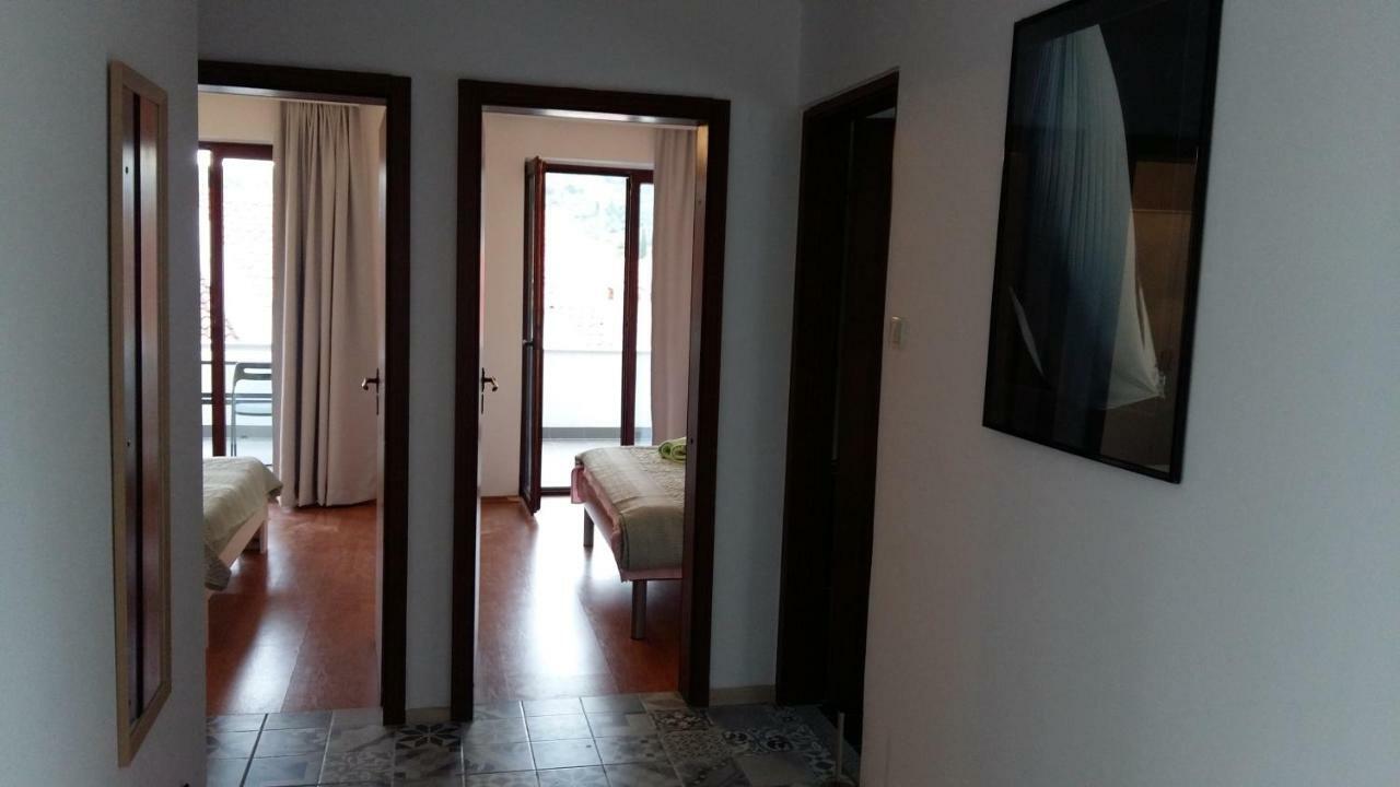 Apartmani Rita 斯拉汀 外观 照片